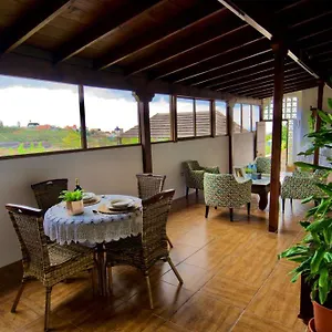 https://casa-cueva-la-herencia.tenerifehoteles.net